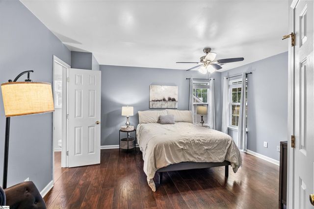 104 Golden Crest Court, Mauldin, SC 29662