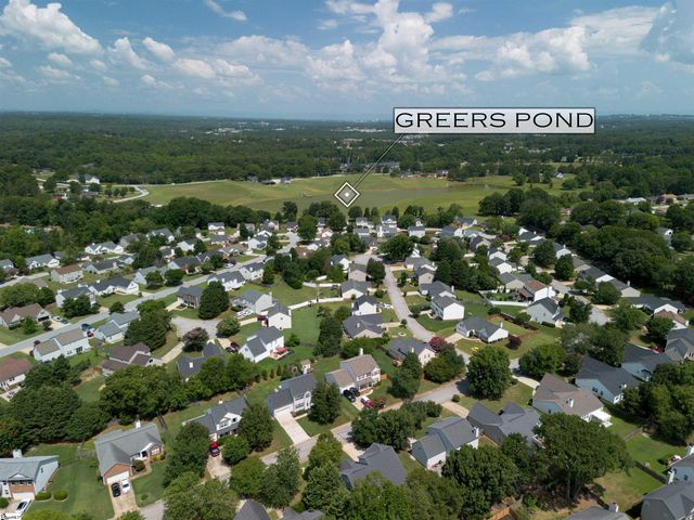 104 Golden Crest Court, Mauldin, SC 29662