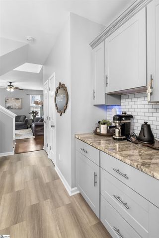 104 Golden Crest Court, Mauldin, SC 29662