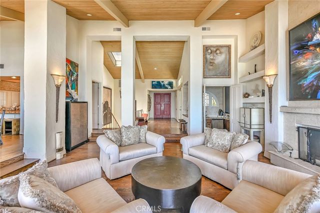 31532 Victoria Point, Malibu, CA 90265