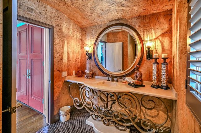 31532 Victoria Point, Malibu, CA 90265