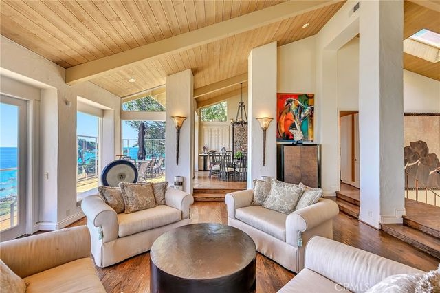 31532 Victoria Point, Malibu, CA 90265