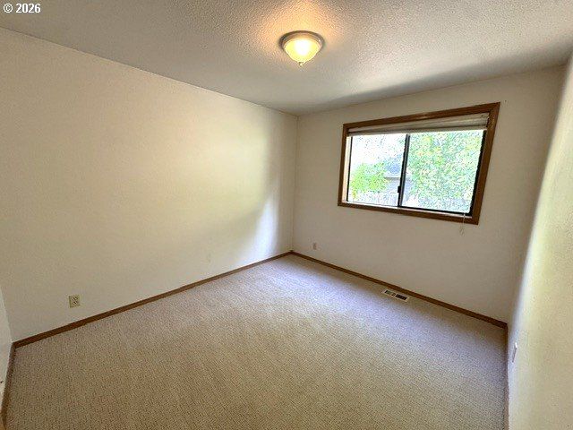 20244 Sw 69TH St, Tualatin, OR 97062