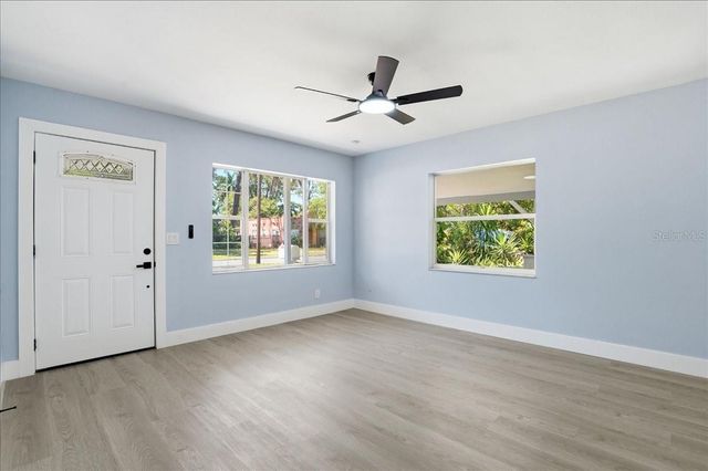 761 29TH AVENUE S, St Petersburg, FL 33705