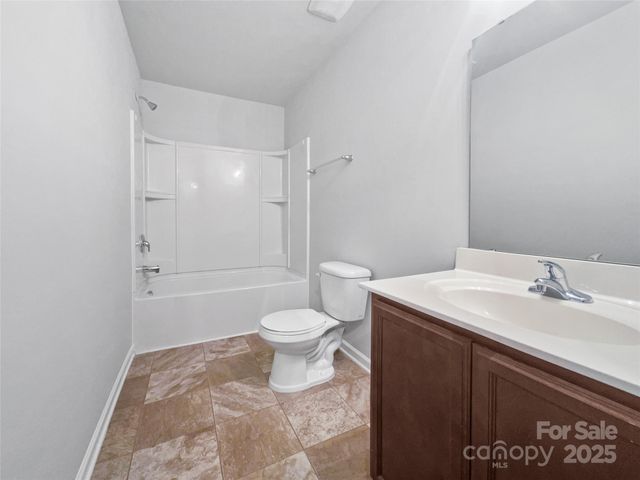 324 Valerie Drive, Lincolnton, NC 28092