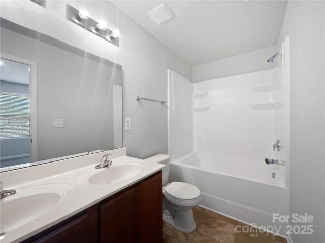 324 Valerie Drive, Lincolnton, NC 28092