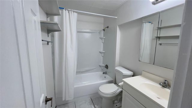 110 14TH AVENUE SW, Largo, FL 33770