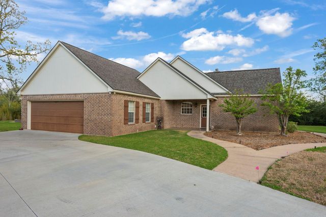 13652 Suzanne Place, College Station, TX 77845
