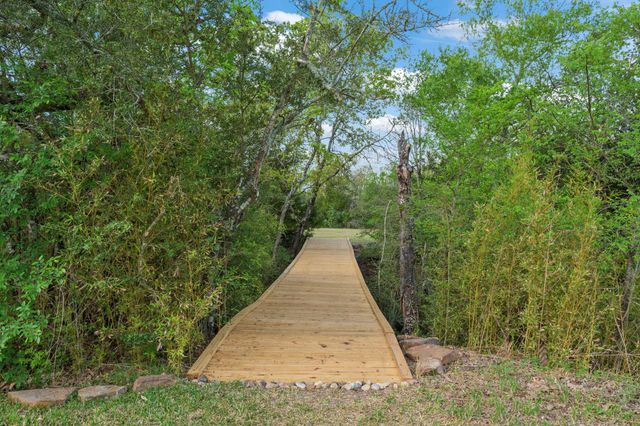 13652 Suzanne Place, College Station, TX 77845