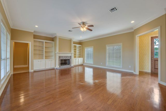 13652 Suzanne Place, College Station, TX 77845