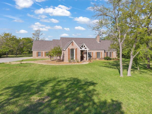 13652 Suzanne Place, College Station, TX 77845