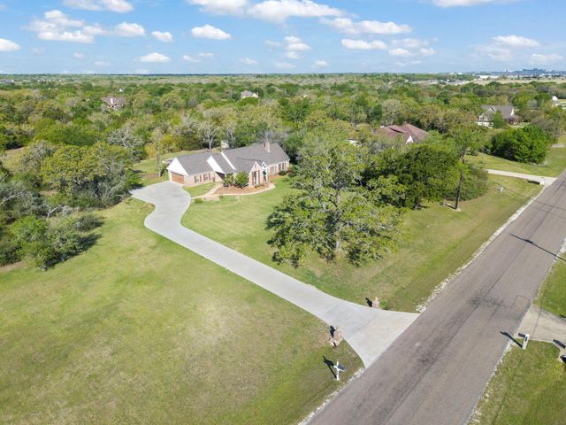 13652 Suzanne Place, College Station, TX 77845