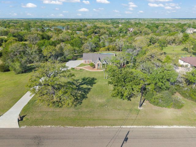 13652 Suzanne Place, College Station, TX 77845