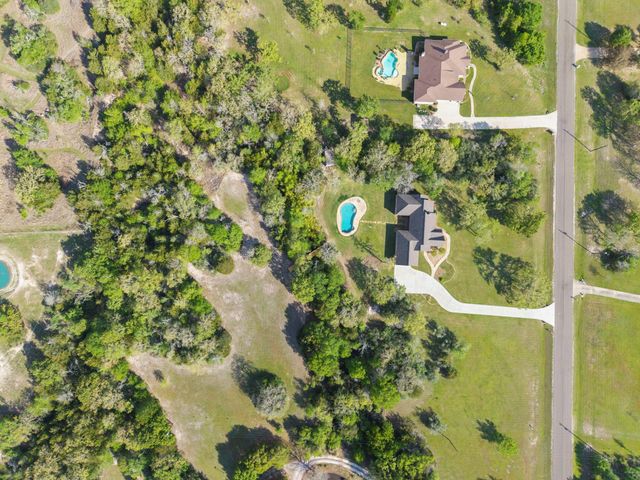 13652 Suzanne Place, College Station, TX 77845