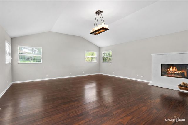 2910 Worcester Lane, Aurora, IL 60504
