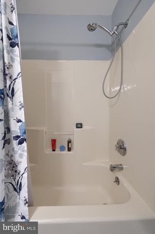 627 SPRINGHOUSE LANE, Hummelstown, PA 17036