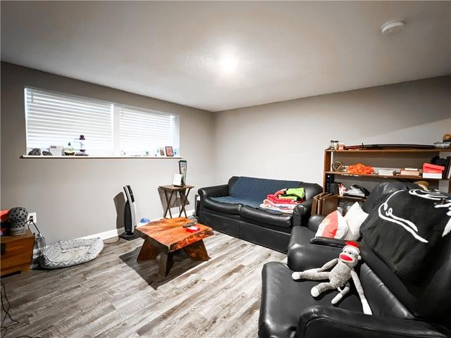 13213 Winchester Street, Grandview, MO 64030