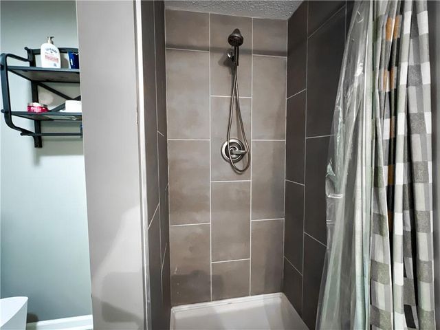 13213 Winchester Street, Grandview, MO 64030