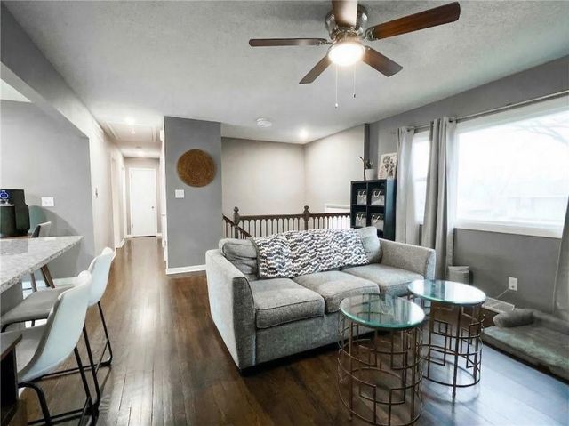 13213 Winchester Street, Grandview, MO 64030