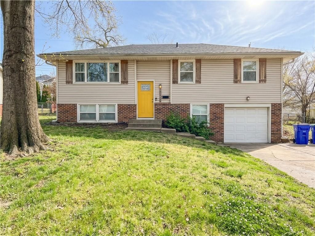 13213 Winchester Street, Grandview, MO 64030