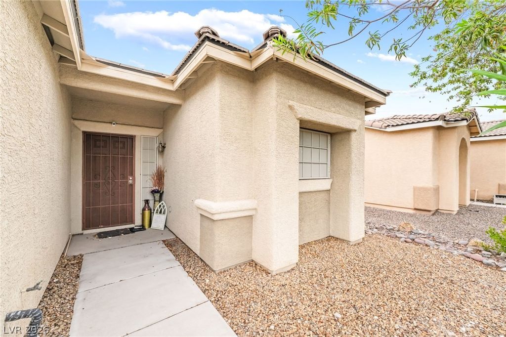 5113 Mambo Vista Avenue, Las Vegas, NV 89108 — photo 3