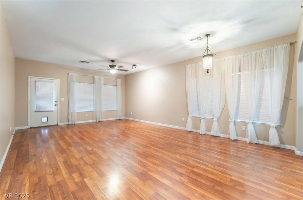 5113 Mambo Vista Avenue, Las Vegas, NV 89108 — photo 4