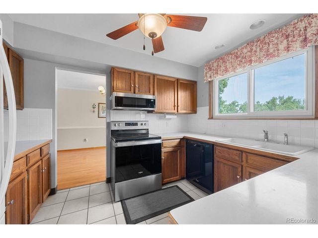 10160 Lee St, Broomfield, CO 80021