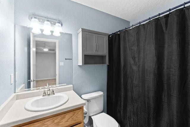 3219 Schumacher Street NW, Albuquerque, NM 87120