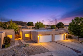 3219 Schumacher Street NW, Albuquerque, NM 87120