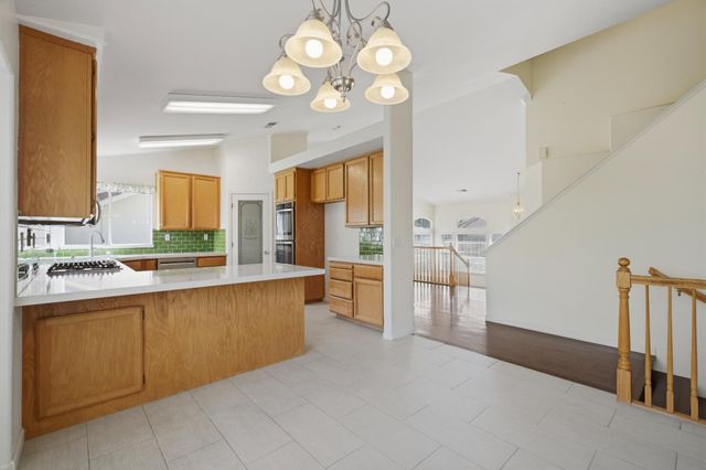 1240 Camino Capistrano, Roseville, CA 95747