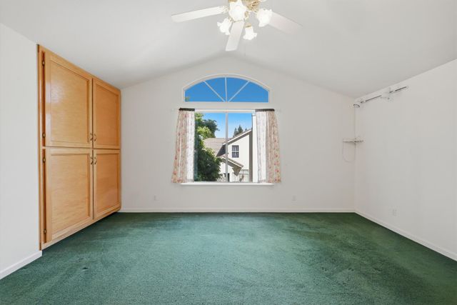 1240 Camino Capistrano, Roseville, CA 95747