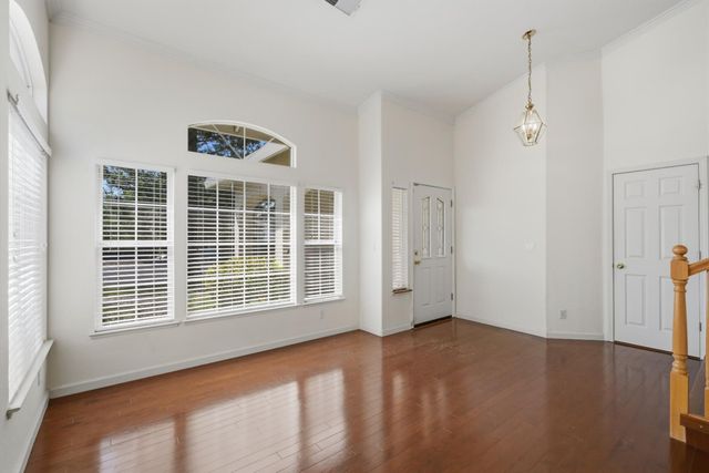 1240 Camino Capistrano, Roseville, CA 95747