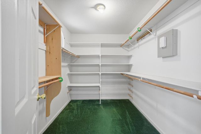 1240 Camino Capistrano, Roseville, CA 95747