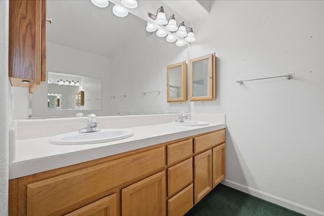 1240 Camino Capistrano, Roseville, CA 95747