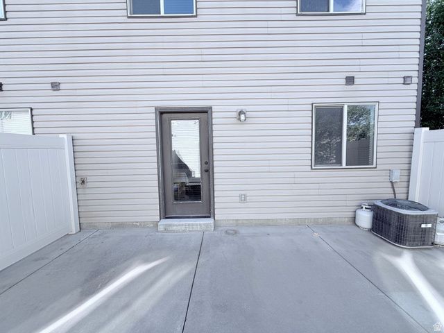 1922 N 325 W, Harrisville, UT 84414