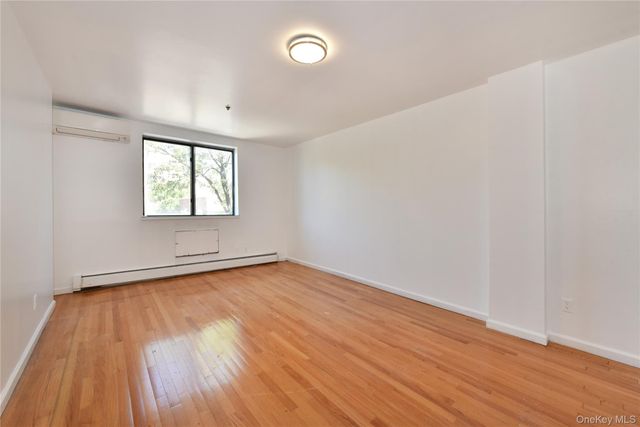 133-38 Avery Avenue 3FA, Flushing, NY 11355