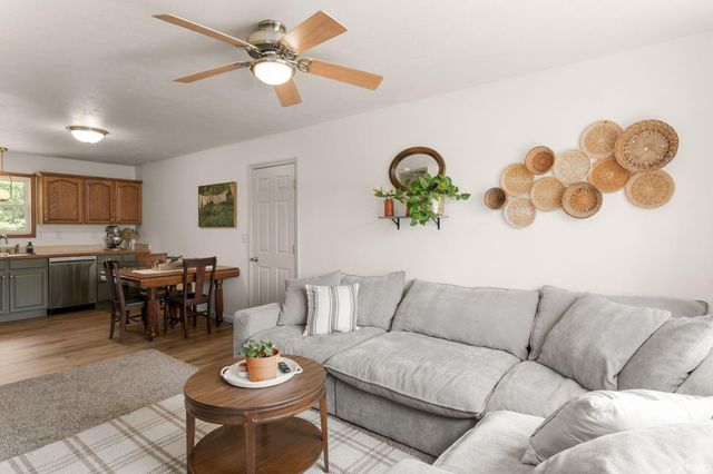 509 Morningstar Court, Middlebury, IN 46540