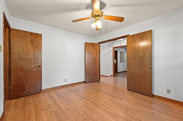 810 Pine Siskin DR, Buda, TX 78610