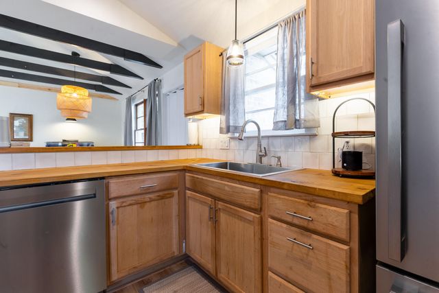 111 Circle Drive, Summerville, SC 29485