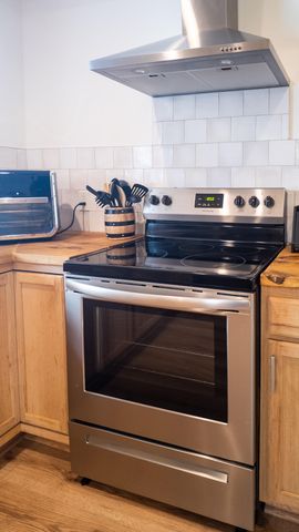 111 Circle Drive, Summerville, SC 29485