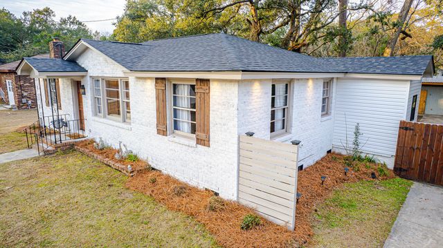 111 Circle Drive, Summerville, SC 29485