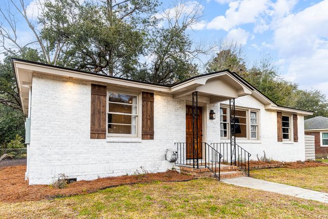 111 Circle Drive, Summerville, SC 29485