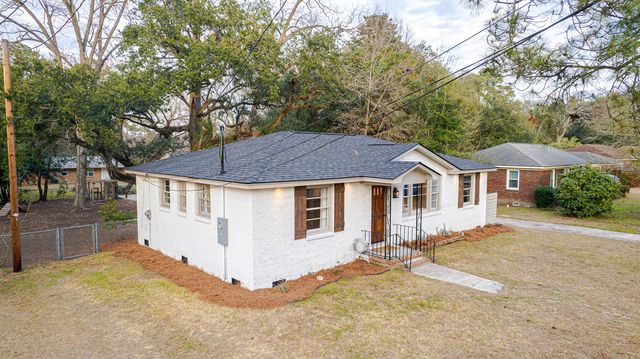 111 Circle Drive, Summerville, SC 29485