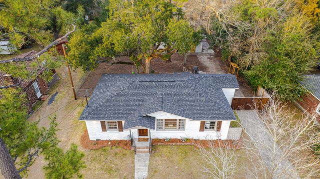 111 Circle Drive, Summerville, SC 29485