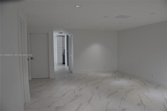 9763 NW 37th St, Sunrise, FL 33351