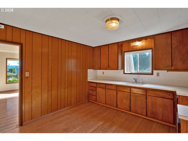 4817 LAGUNA Ave, Westlake, OR 97493