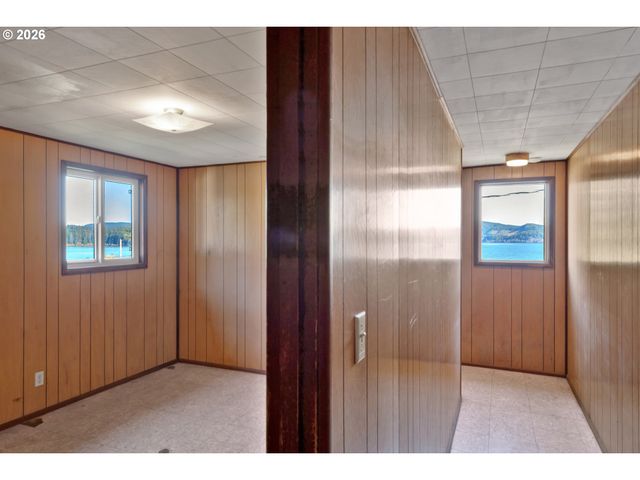 4817 LAGUNA Ave, Westlake, OR 97493