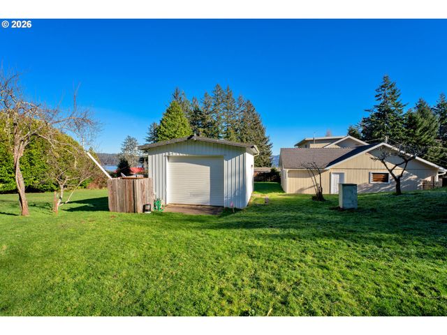 4817 LAGUNA Ave, Westlake, OR 97493