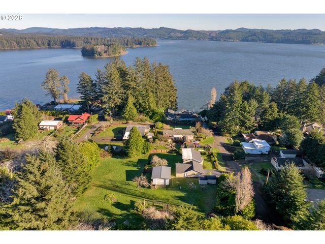 4817 LAGUNA Ave, Westlake, OR 97493