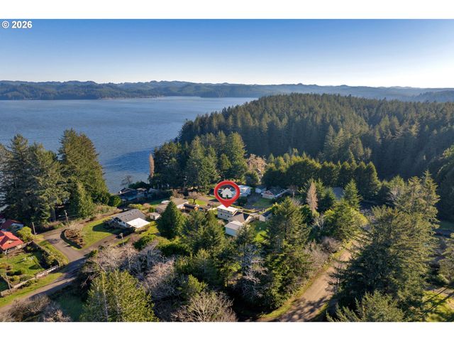 4817 LAGUNA Ave, Westlake, OR 97493